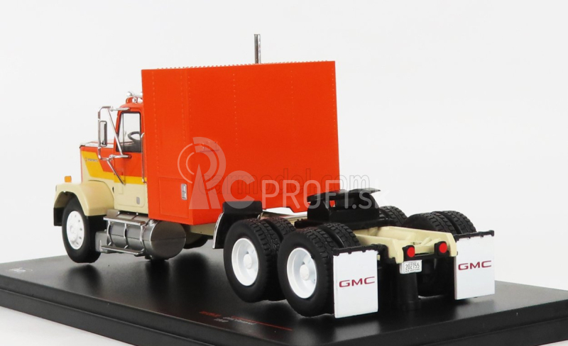 Ixo-models GMC General Tractor Truck 3-osý 1980 1:43 Oranžový