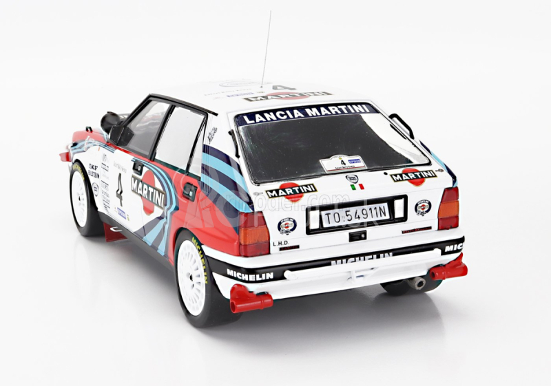 Ixo-models Lancia Delta Integrale 16v Martini (nočná verzia) N 4 Rally Safari 1990 Alessandro Fiorio - Luigi Pirollo 1:18 Biela modrá červená