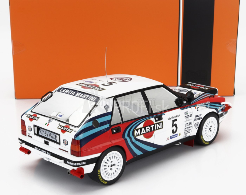 Ixo-models Lancia Delta Integrale 16v Martini (nočná verzia) N 5 2nd Rally Safari 1990 Juha Kankkunen - Juha Piironen 1:18 Biela modrá červená