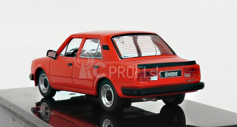 Ixo-models Škoda 120l 1983 1:43 Červená