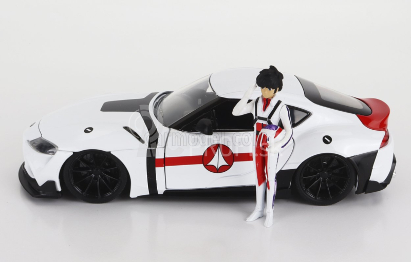 Jada Toyota Supra s figúrkou Rick Hunter Robotech 2020 1:24 bielo-červená