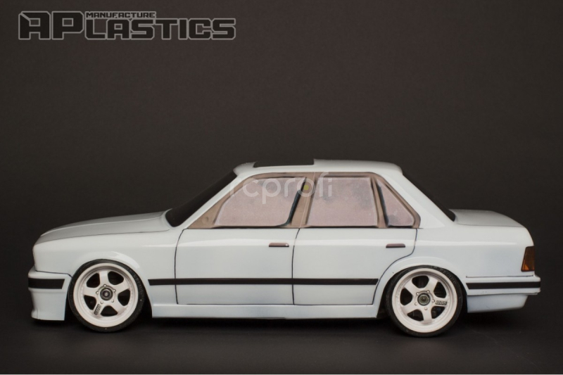 Karoséria APlastics - BMW E30 Sedan - 1/10, 197 mm