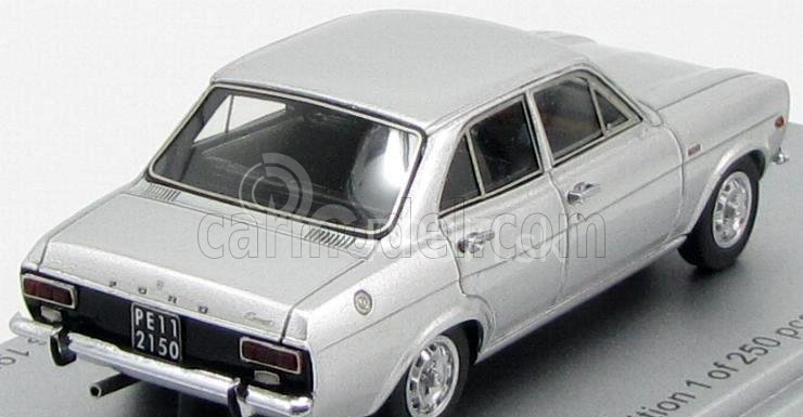 Kess-model Ford england Escort Mki 1100xl Lhd 4-dvere 1973 1:43 Strieborná