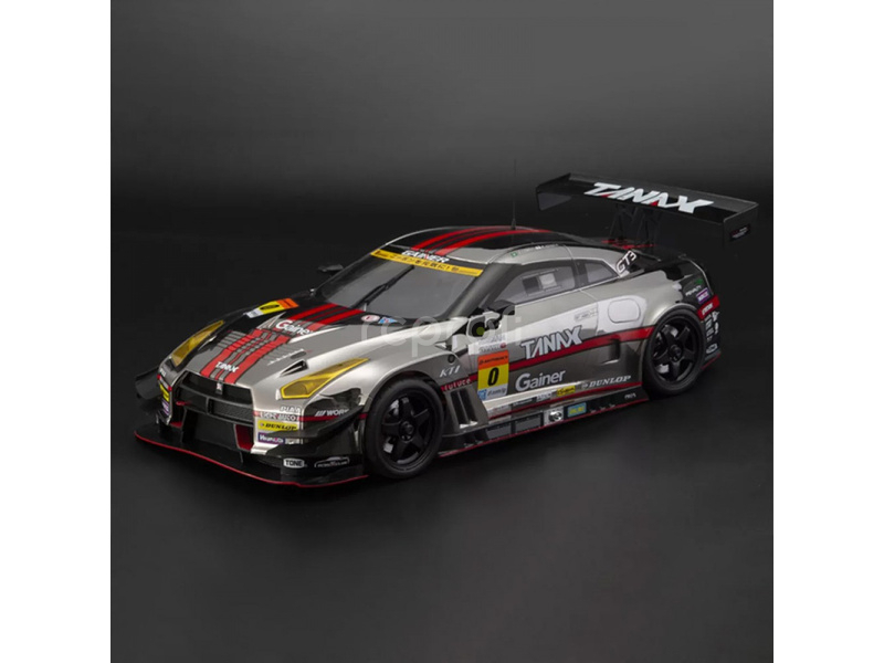 Killerbody 1:10 Gainer Tanax GT-R Nismo (R35) číry