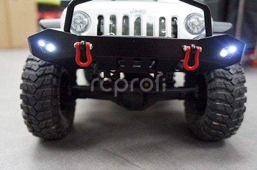 Kovový predný a zadný nárazník s LED pre Axial SCX10 II čierny