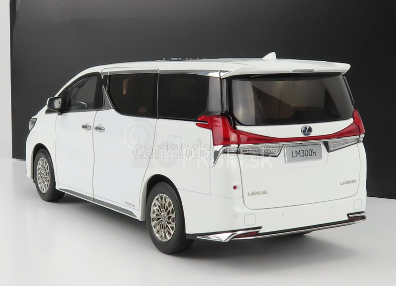 Kyosho Lexus Lm300h Minivan 2020 1:18 White Pearl