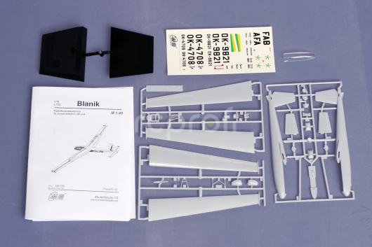 L-13 Blaník 1:48 rozpätie 340 mm (3061100)