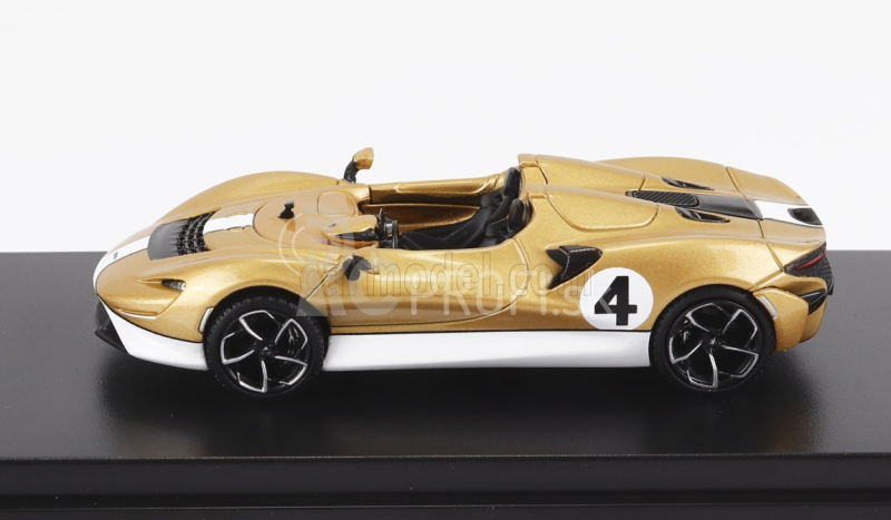 LCD model Mclaren Elva 2020 1:64 Champagne White