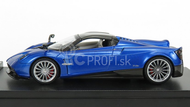 LCD model Pagani Huayra Roadster 2018 1:43 Blue Met