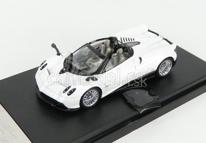 LCD model Pagani Huayra Roadster 2018 1:64 White