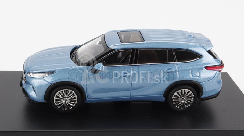 LCD model Toyota Highlander 2022 1:64 Moondust Blue