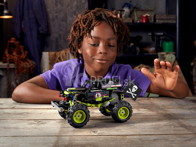 LEGO Technic – Monster Jam Grave Digger