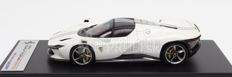 Looksmart Ferrari Daytona Sp3 s uzavretou strechou 2022 1:43 White Pearl