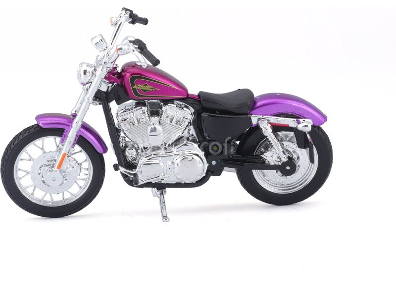 Maisto Harley-Davidson XL1200V Seventy-Two 2013 1:18