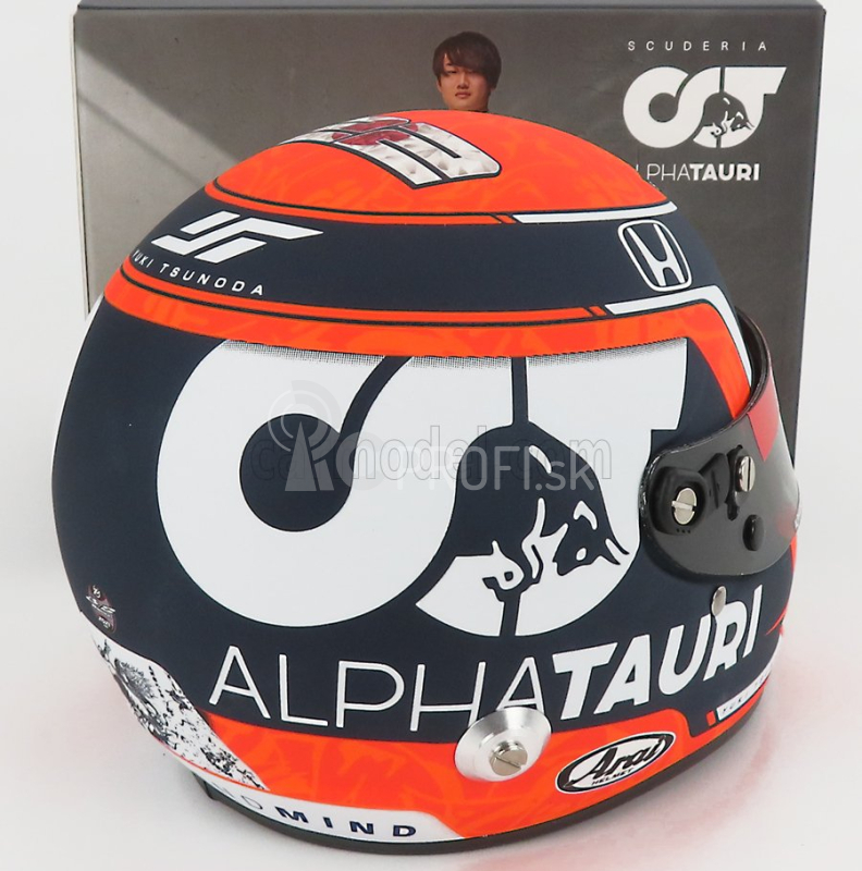 Mini prilba Arai prilba F1 Casco Prilba At02 Honda Ra620h Team Alpha Tauri N 22 Sezóna 2021 Yuki Tsunoda 1:2 Biela čierna červená