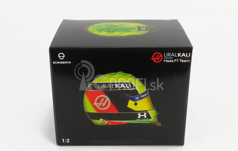 Mini prilba Schuberth prilba F1 Casco Prilba Vf-21 Team Uralkali N 47 Sezóna 2021 Mick Schumacher 1:2 Zelená červená čierna žltá