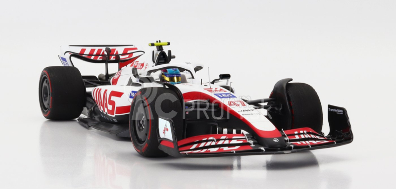 Minichamps Haas F1 Vf-22 Ferrari Team Haas N 47 8. (prvé body) Silverstone British GP 2022 Mick Schumacher 1:18 Biela čierna červená