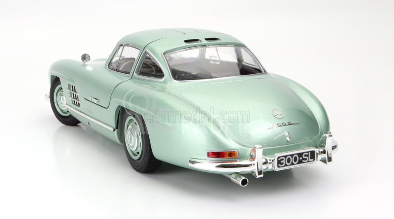 Minichamps Mercedes Benz 300sl Coupe (w198) 1955 1:18 Zelená