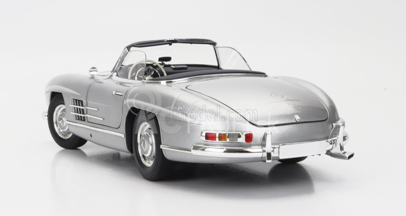 Minichamps Mercedes Benz 300sl Roadster Spider (w198) 1957 1:18 Strieborná