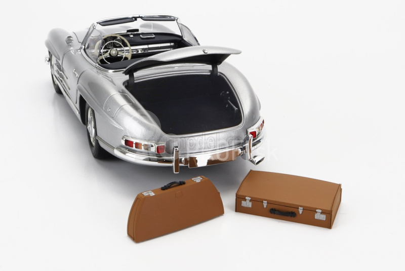 Minichamps Mercedes Benz 300sl Roadster Spider (w198) 1957 1:18 Strieborná