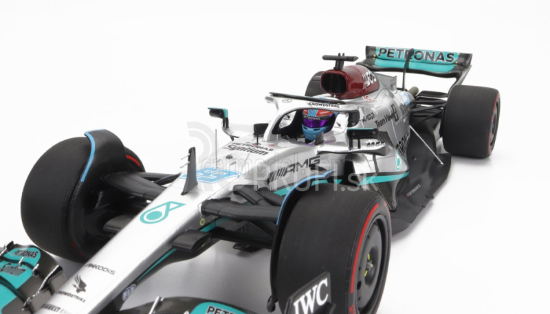 Minichamps Mercedes gp F1 W13e Team Mercedes-amg Petronas F1 N 63 (prvé víťazstvo v F1) Víťaz Brazilian Gp 2022 George Russel 1:18 Strieborno-zelená