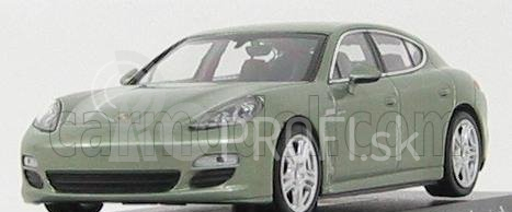 Minichamps Porsche Panamera S Hybrid 2010 1:43 Veľmi svetlá zelená met.