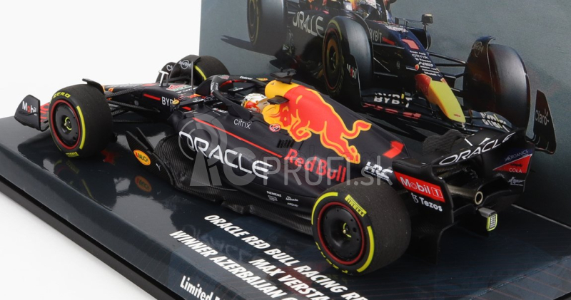 Minichamps Red bull F1 Rb18 Team Oracle Red Bull Racing N 1 Majster sveta Víťaz Azerbajdžan Gp 2022 Max Verstappen 1:43 Matná modrá žltá červená