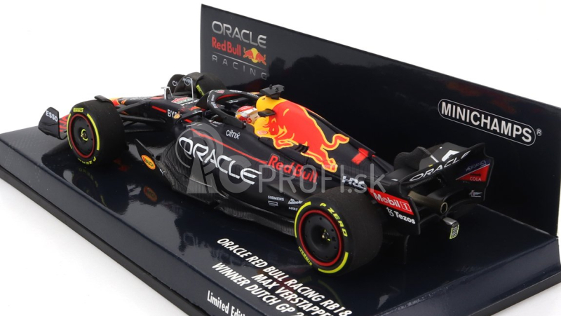 Minichamps Red bull F1 Rb18 Team Oracle Red Bull Racing N 1 Majster sveta Víťaz GP Holandska 2022 Max Verstappen 1:43 Matná modrá žltá červená