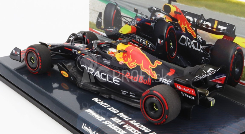 Minichamps Red bull F1 Rb18 Team Oracle Red Bull Racing N 1 Majster sveta Víťaz Španielsko Gp 2022 Max Verstappen 1:43 Matná modrá žltá červená