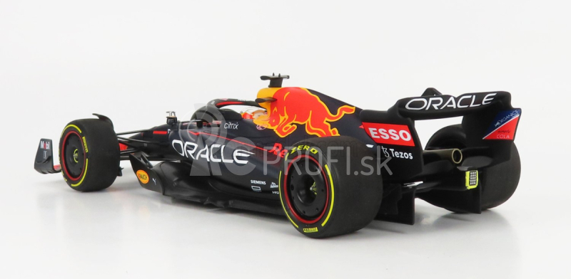 Minichamps Red bull F1 Rb18 Team Oracle Red Bull Racing N 1 Winner Saudi Arabia Gp World Champion 2022 Max Verstappen 1:18 Matná modrá žltá červená