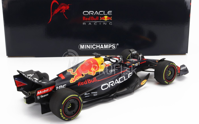 Minichamps Red bull F1 Rb18 Team Oracle Red Bull Racing N 1 Winner Taliansko Gp Majster sveta 2022 Max Verstappen 1:18 Matná modrá žltá červená