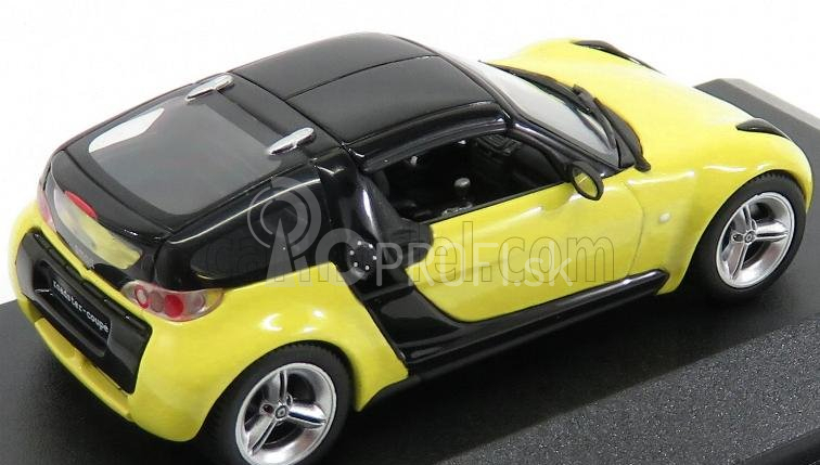 Minichamps Smart Roadster Coupe 2003 1:43 žltá čierna