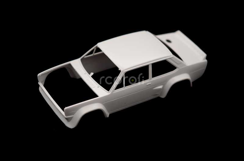 Model Kit auto 3667 - FIAT 131 Abarth Rally OLIO FIAT (1:24)