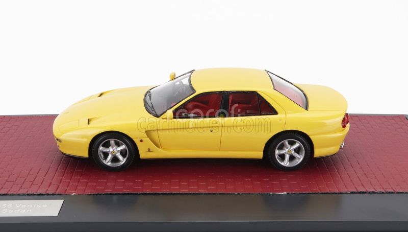 Modely v mierke Matrix Ferrari 456gt Sedan 1993 1:43 Žltá