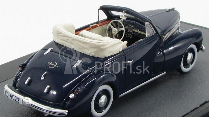 Modely v mierke Matrix Opel Kapitan Hebmuller Cabrio 1940 1:43 Modrá