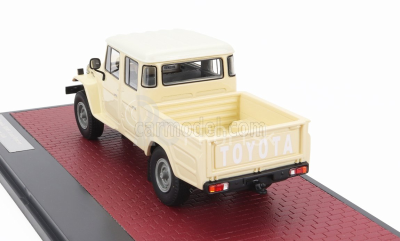 Modely v mierke Matrix Toyota Hj45 Land Cruiser Crew Cab Pick-up 1979 1:43 Cream White