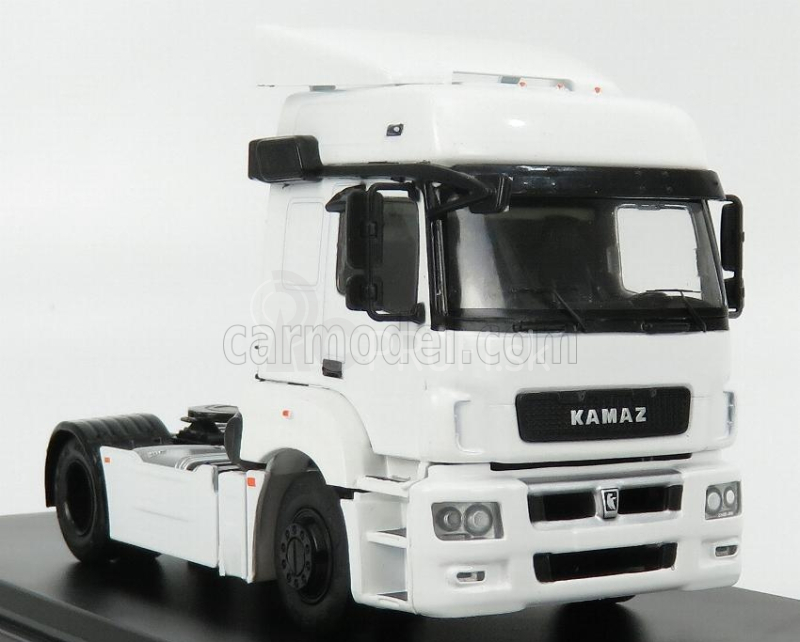 Modely v mierke Štart Kamaz 5490 Tractor Truck 2-assi 2018 1:43 White