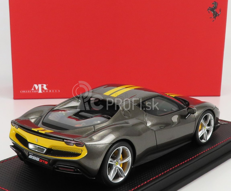 Mr-models Ferrari 296 Gtb Hybrid 830hp V6 Assetto Fiorano 2021 - Con Vetrina - S vitrínou 1:18 sivo žltá