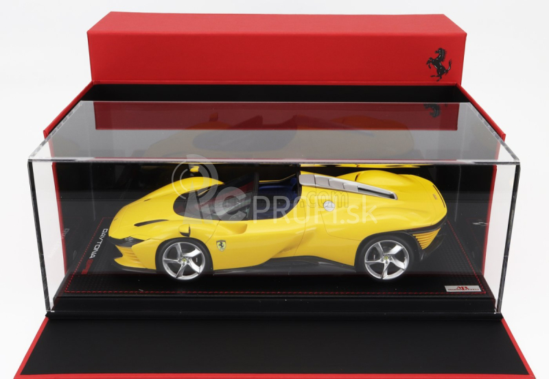 Mr-models Ferrari Daytona Sp3 2022 - Con Vetrina - S vitrínou 1:18 Giallo Modena - žltá