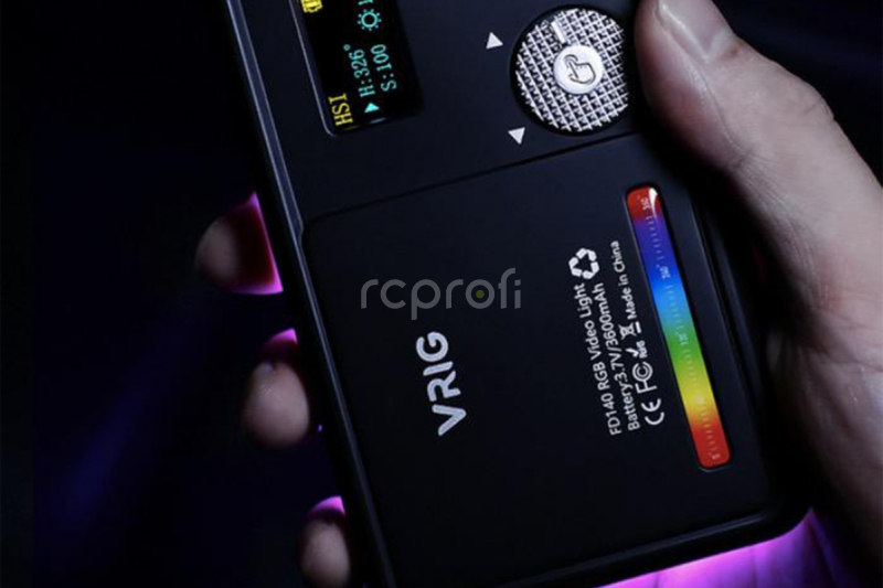 Nastaviteľné RGB LED svetlo s OLED displejom (vrátane batérie)