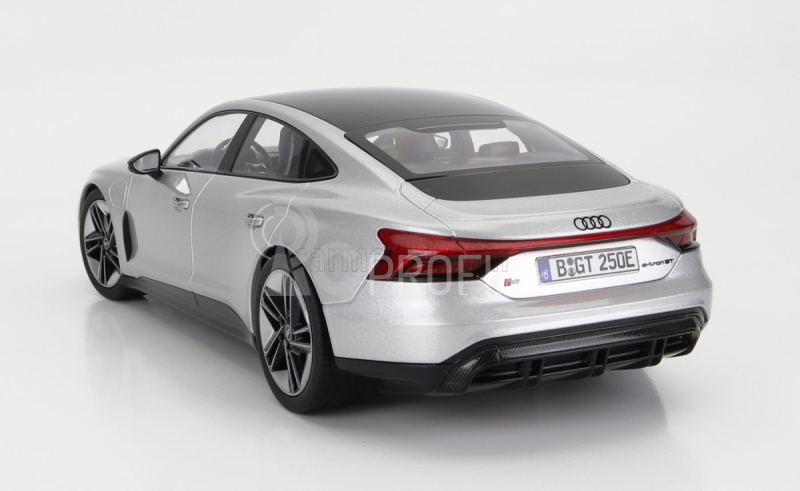 Norev Audi Gt Rs E-tron 2021 1:18 Strieborná