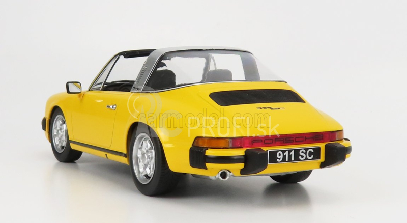 Porsche 911 Targa 1978 v mierke 1:18 žltá