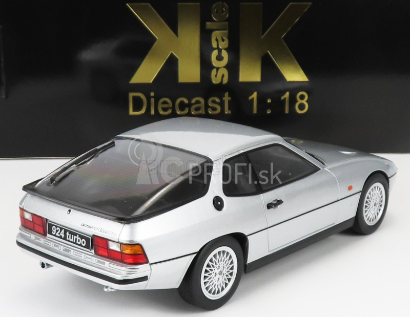 Porsche 924 Turbo Coupe 1986 v mierke 1:18 strieborná