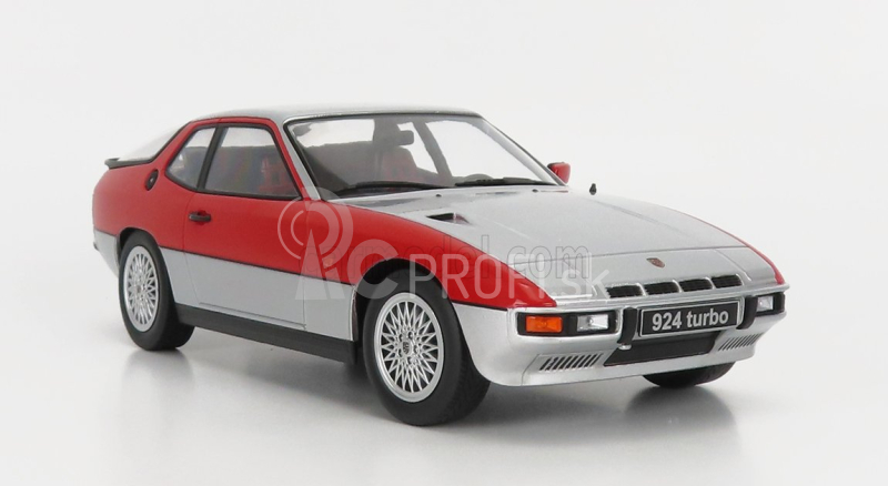 Porsche 924 Turbo Coupe 1986 v mierke 1:18 strieborno-červená