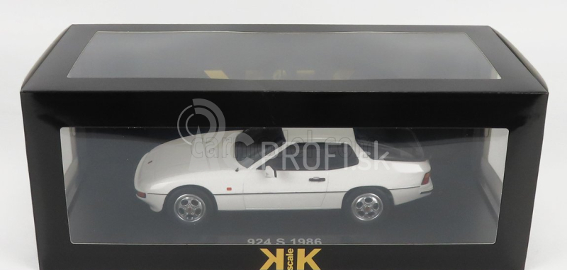 Porsche 924s Coupe 1986 v mierke 1:18 biela