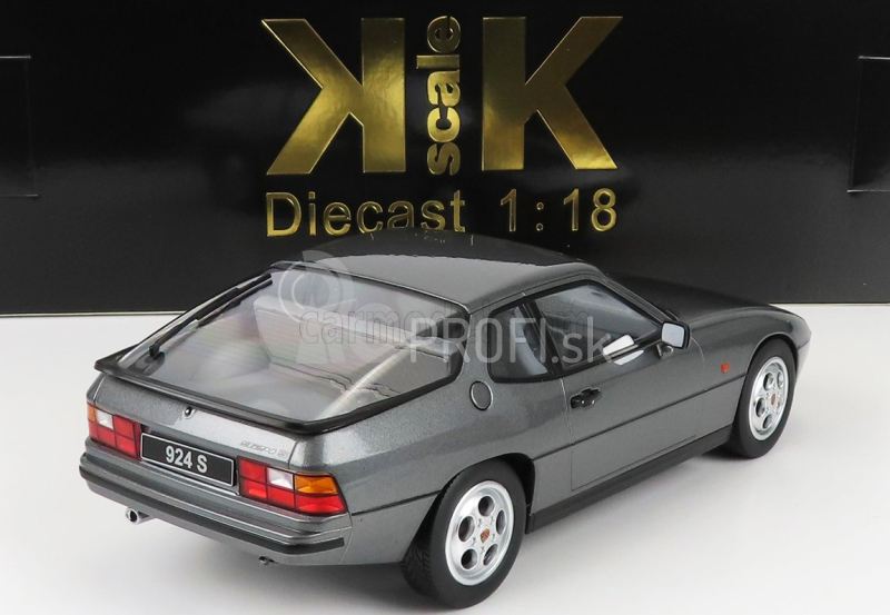 Porsche 924s Coupe 1986 v mierke 1:18 Grey Met