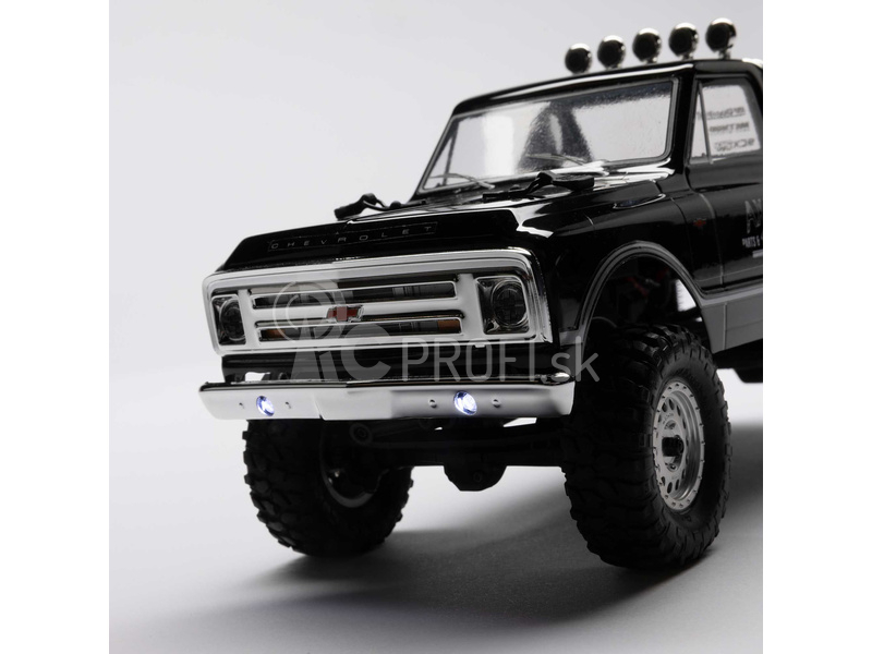 RC auto Axial SCX24 Chevrolet C10 1967 1:24 4WD RTR, čierne