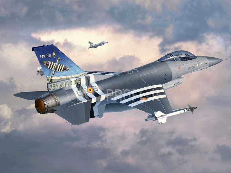 Revell General Dynamics F-16 Falcon 50. výročie (1:32)