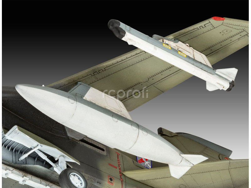 Revell Panavia Tornado 50. výročie (1:72) (súprava)