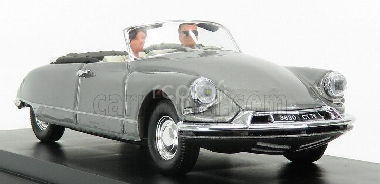 Rio-models Citroen Ds 19 Cabriolet Just Married 1961 s figúrkami 1:43 sivá